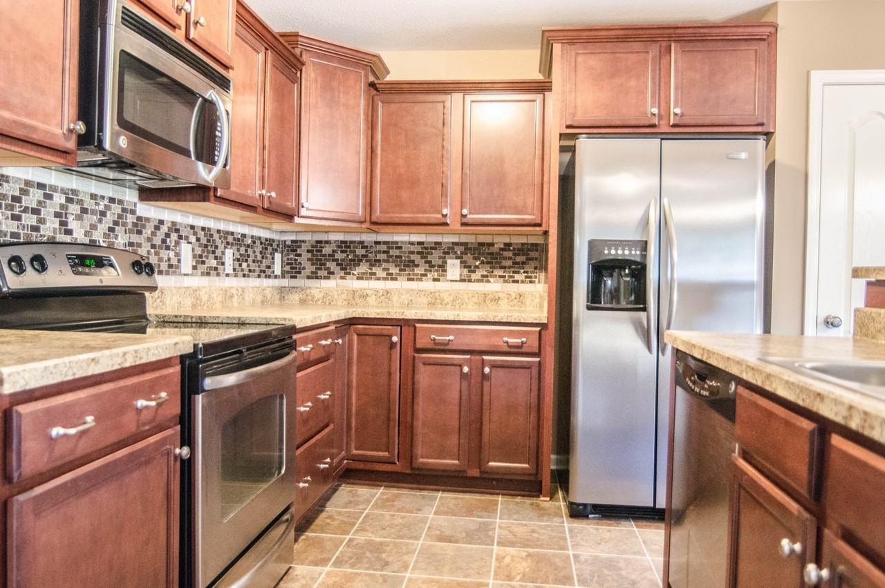 1005 Ishee Dr - Photo 5 of 20