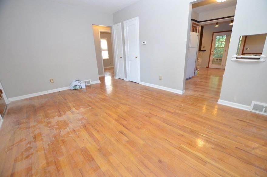 2618 57th St - Photo 3 of 15