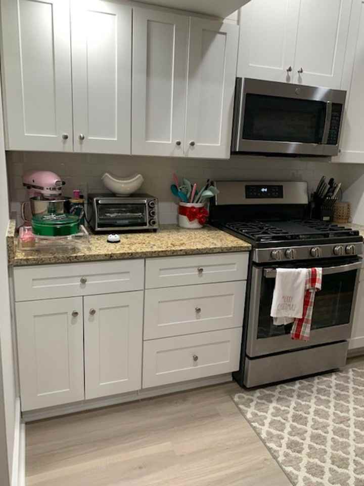 406 Race Street - Photo 4 of 10