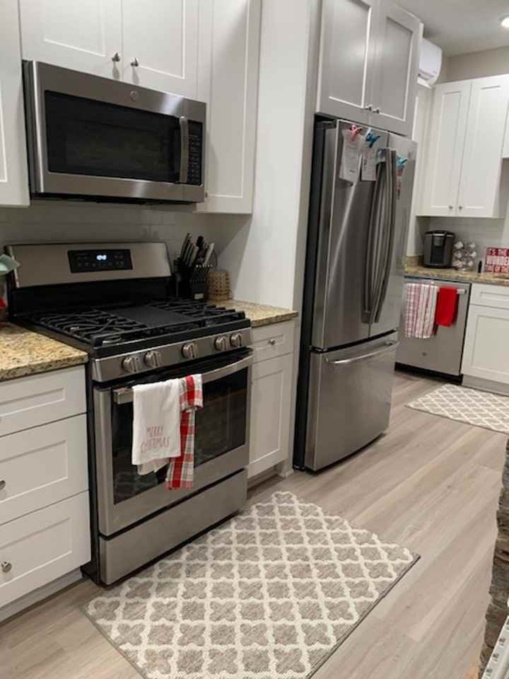 406 Race Street - Photo 5 of 10