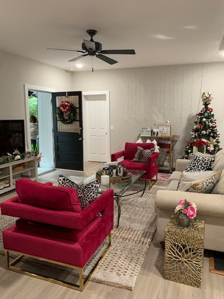 406 Race Street - Photo 7 of 10