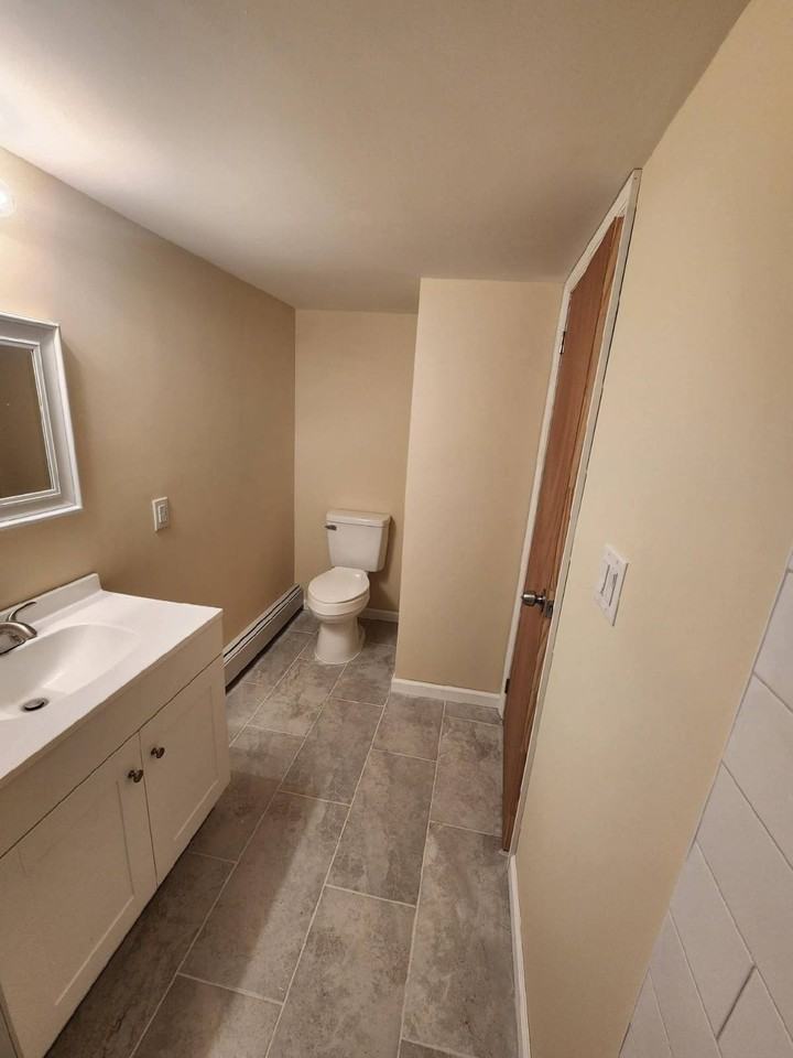 24 Poplar Pl #2 - Photo 6 of 9