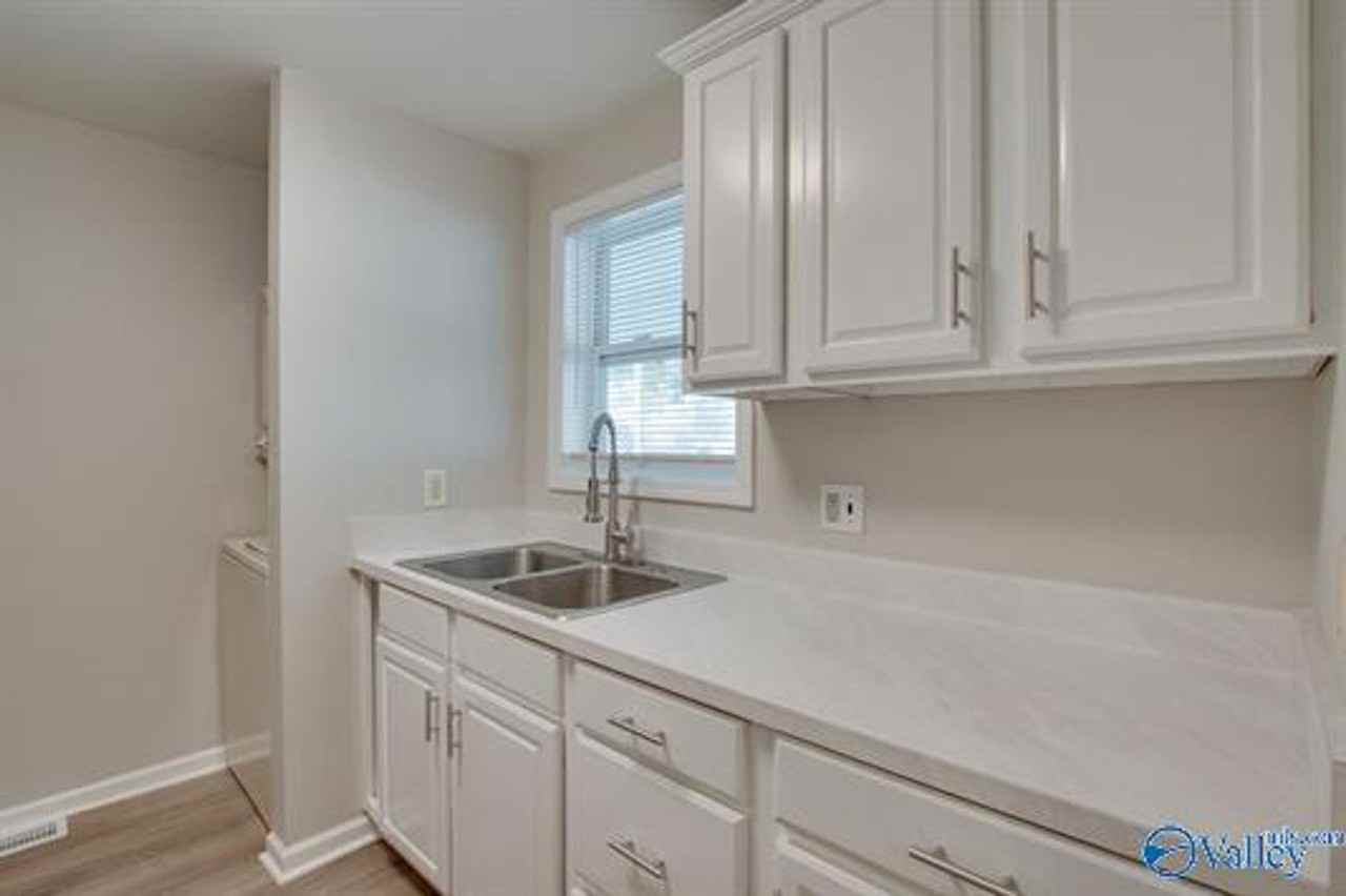 310 310 Rock Street A/B/C/D - Photo 5 of 8