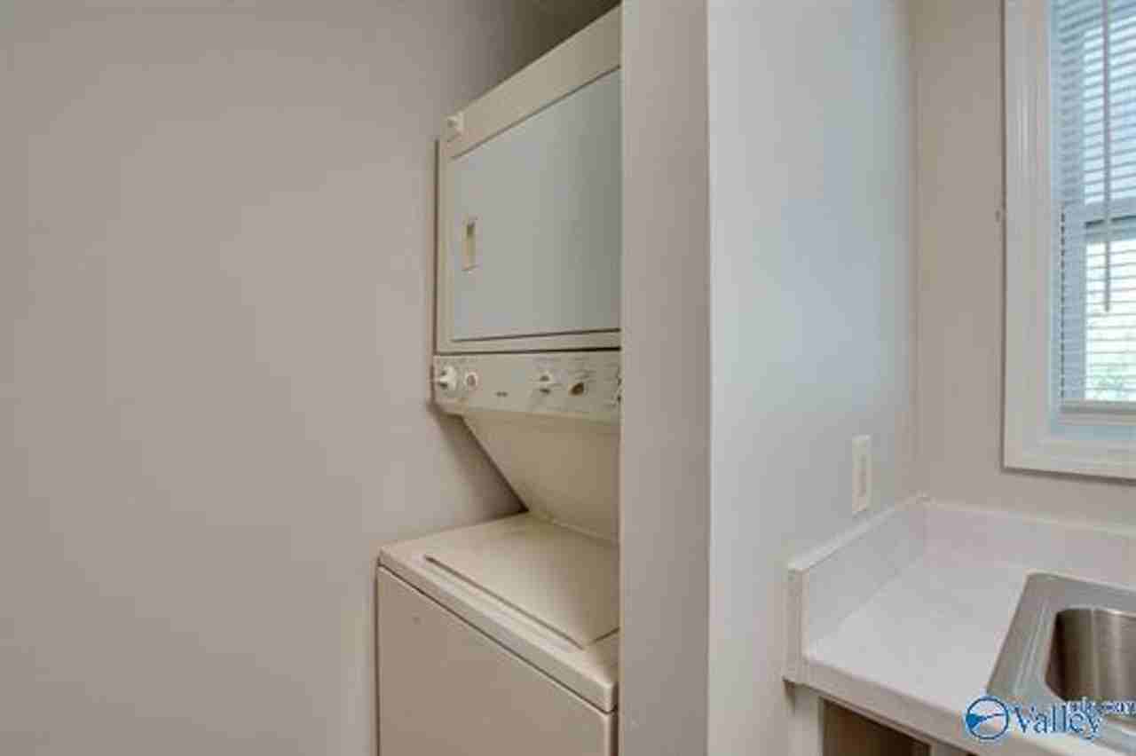 310 310 Rock Street A/B/C/D - Photo 6 of 8