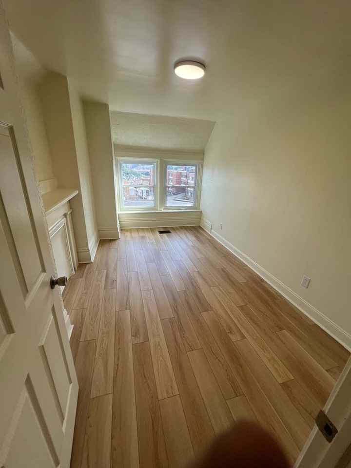 308 Ophelia St - Photo 5 of 18