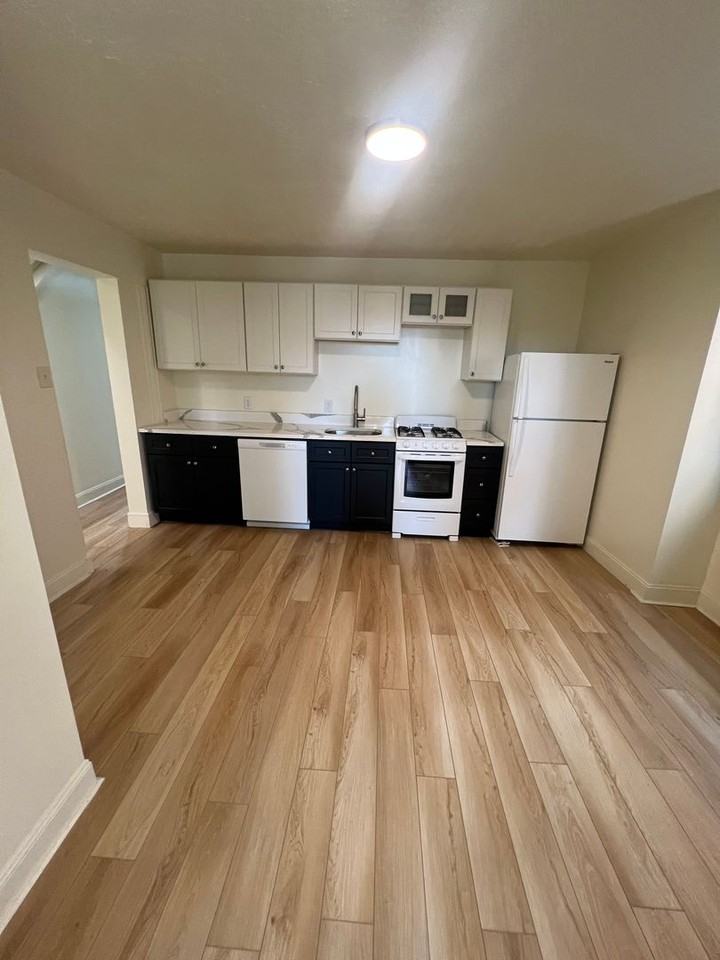 209 Coltart Ave - Photo 2 of 44