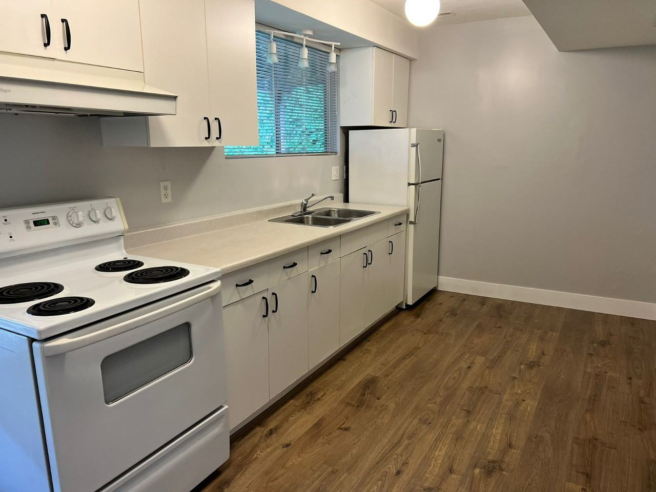 57th St - Photo 2 of 3