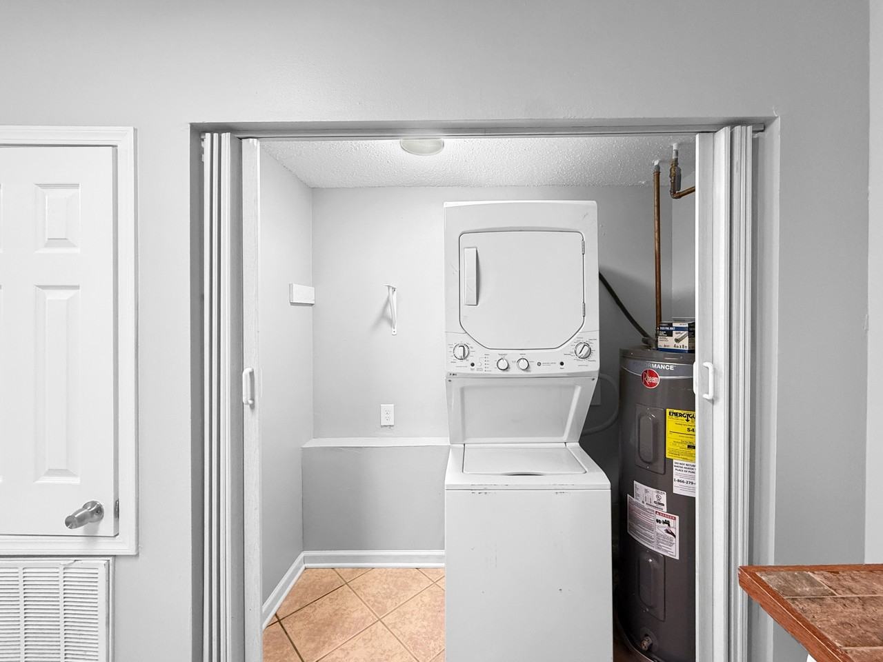 907 Central Avenue - Photo 5 of 14