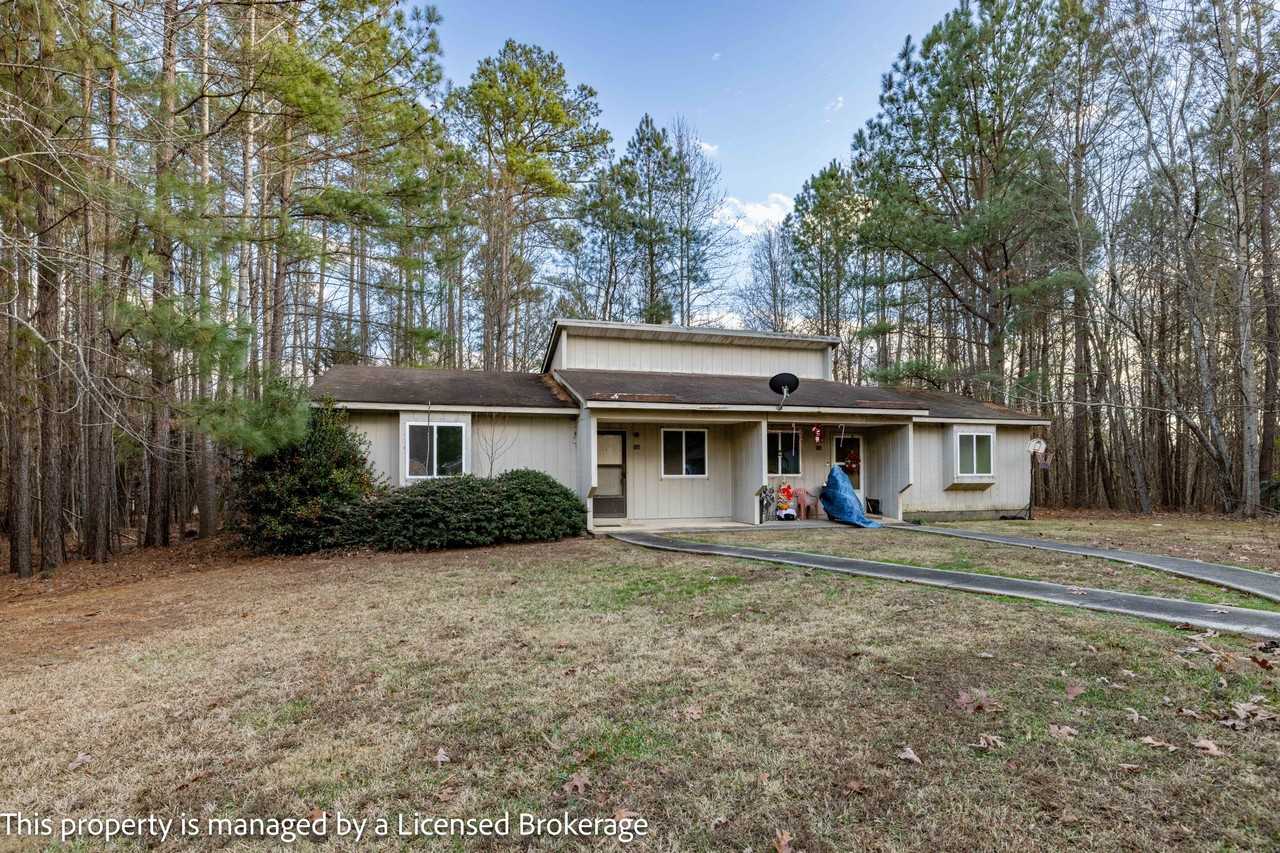 132 Brentwood Drive - Photo 2 of 28