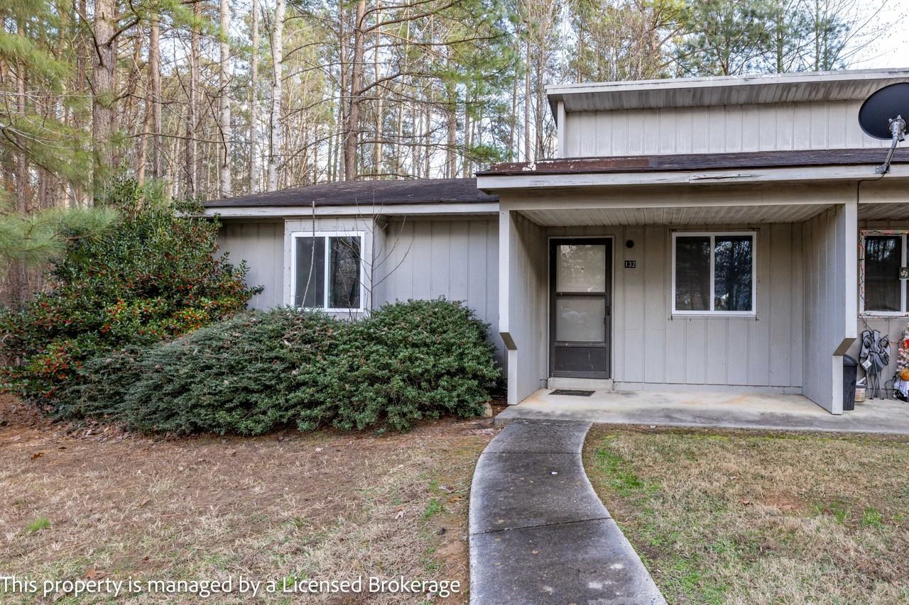 132 Brentwood Drive - Photo 4 of 28