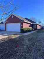 featured image of 2515 W Oklahoma Ave