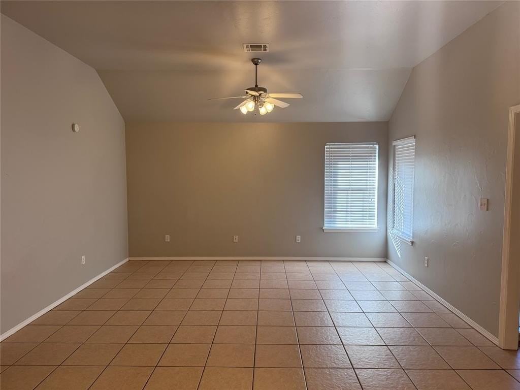 2515 W Oklahoma Ave - Photo 2 of 14