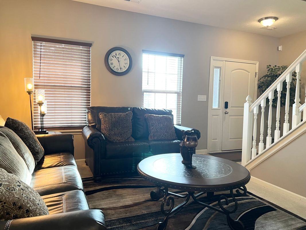 1694 Wedgewood Pl - Photo 4 of 15