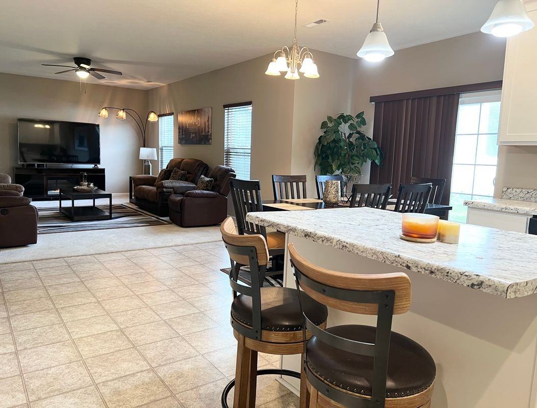 1694 Wedgewood Pl - Photo 5 of 15