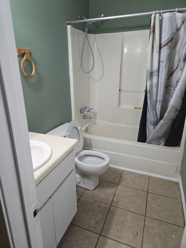 1128 Summer Brook Rd - Photo 2 of 6