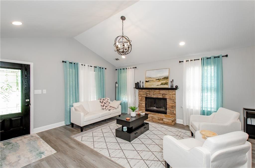 238 Knob Hill Dr - Photo 3 of 39