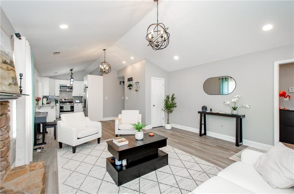 238 Knob Hill Dr - Photo 4 of 39