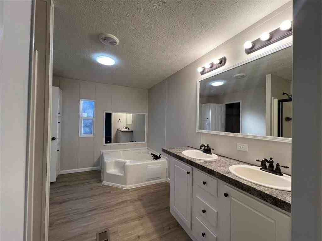 71 Pine Ln - Photo 7 of 17