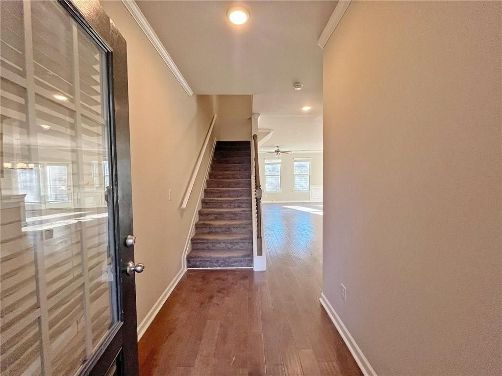 2734 Shetley Creek Dr - Photo 2 of 30