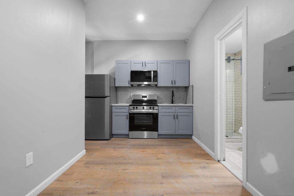 140 Grand St ##2c - Photo 2 of 9