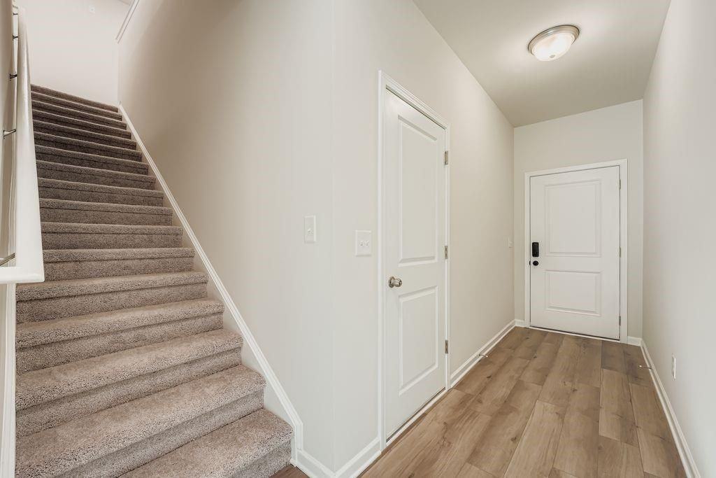 6376 Sundowner Pl Sw - Photo 4 of 36