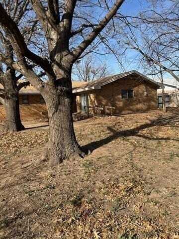 4112 Kerrville Ave - Photo 2 of 16