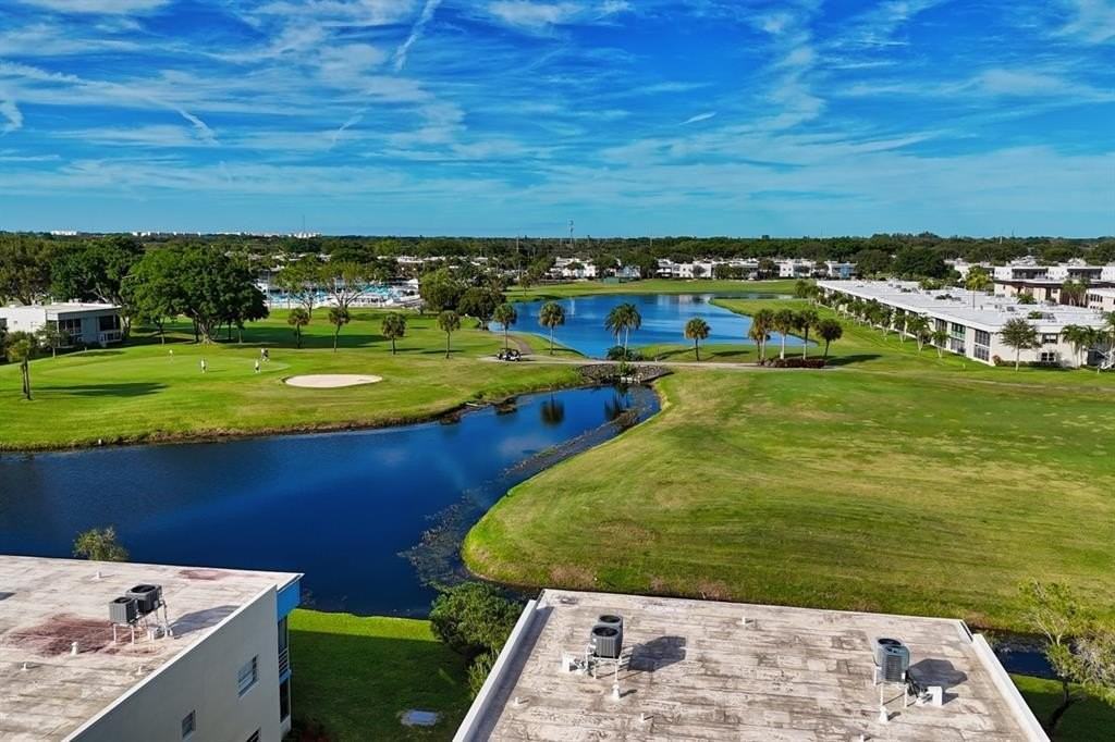 820 Flanders R - Photo 2 of 19