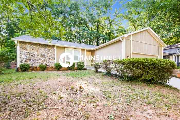 858 Martin Rd - Photo 2 of 16