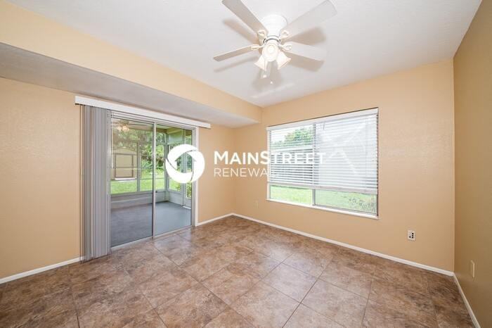 2536 Vestridge St - Photo 5 of 16