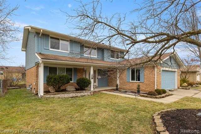 43783 Leeann Ln - Photo 2 of 29