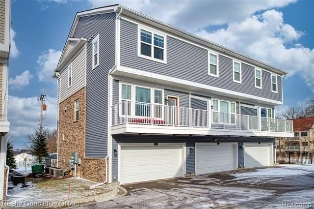 645 Jenny Way - Photo 3 of 24