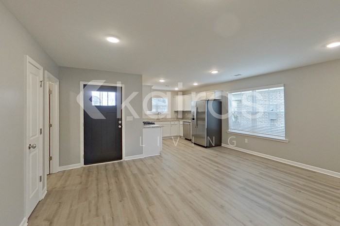 128 Denise Dr - Photo 5 of 21