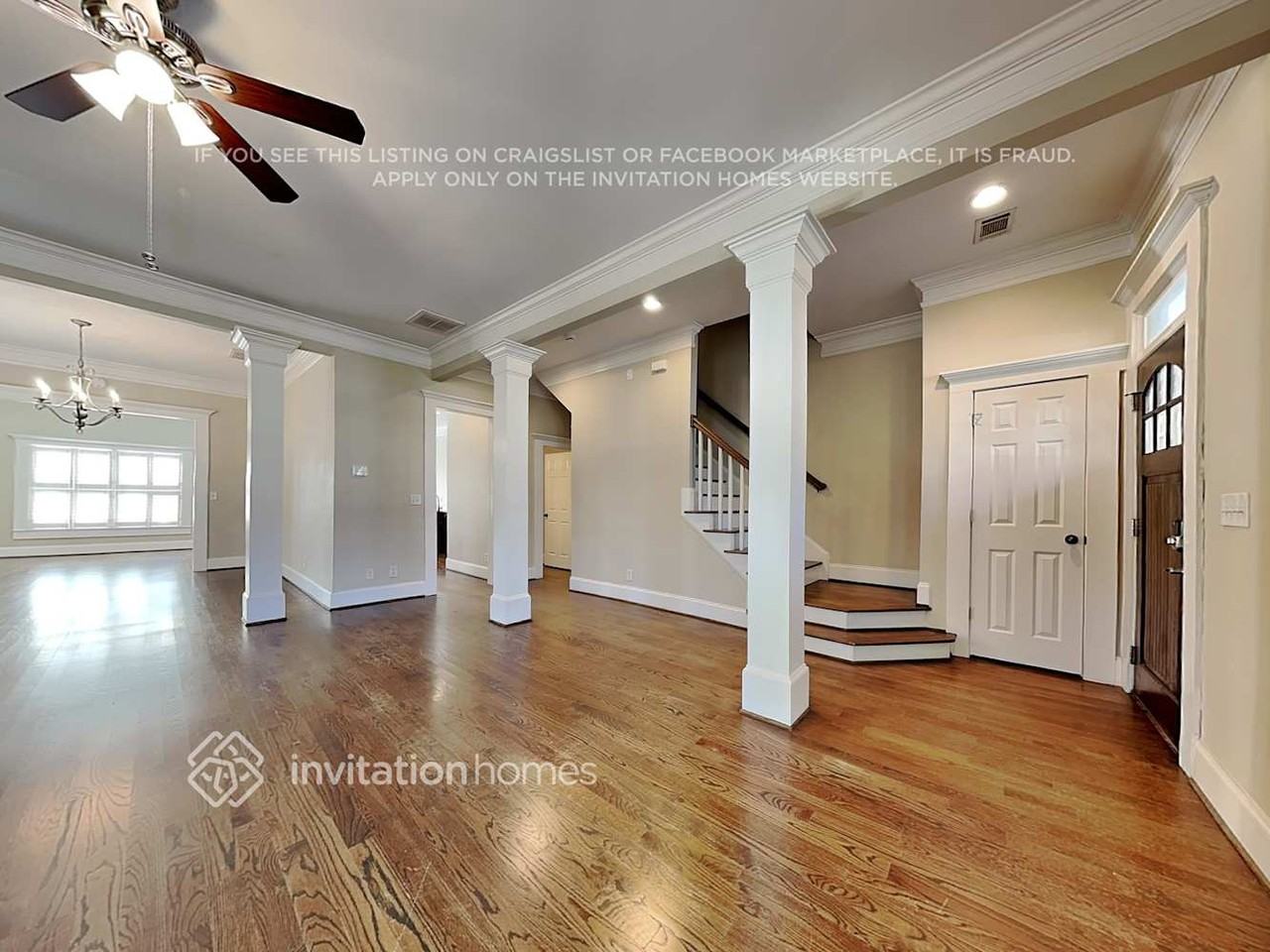 2350 Bouldercliff Way Se - Photo 4 of 20