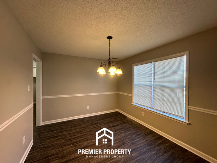 2126 Valley Edge Dr - Photo 2 of 20