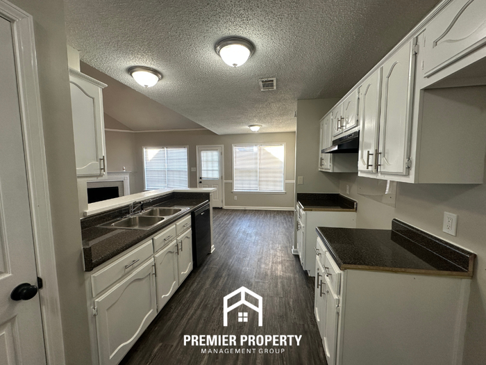 2126 Valley Edge Dr - Photo 6 of 20