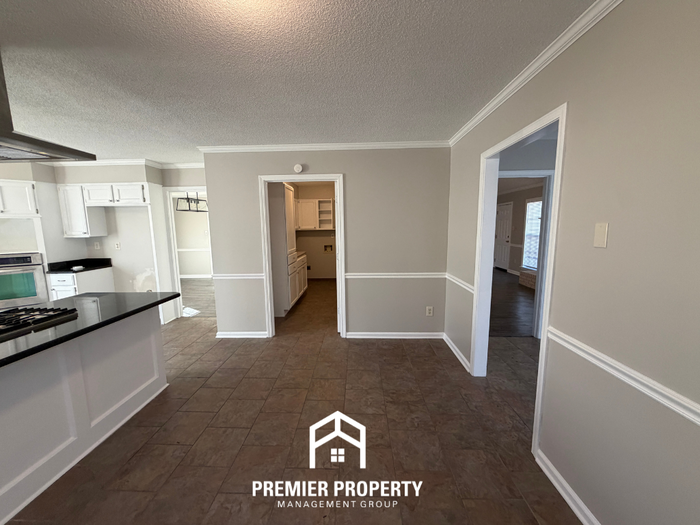 8160 S Regis Pl - Photo 5 of 22