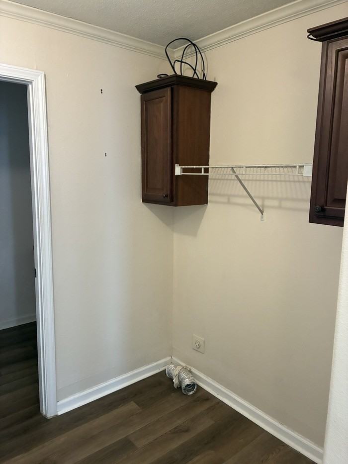 6211 W Ridley St - Photo 3 of 8