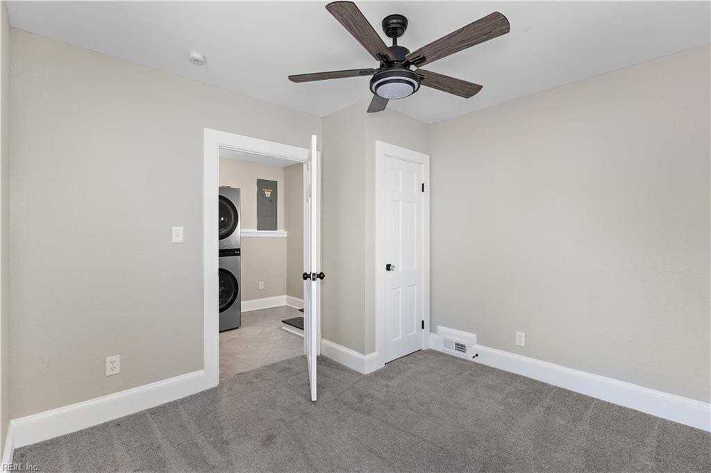 207 Florida Ave - Photo 7 of 11