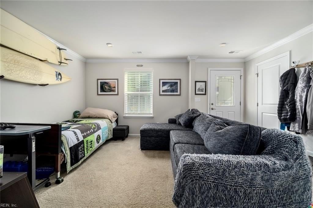 512 Clara Ln - Photo 3 of 19