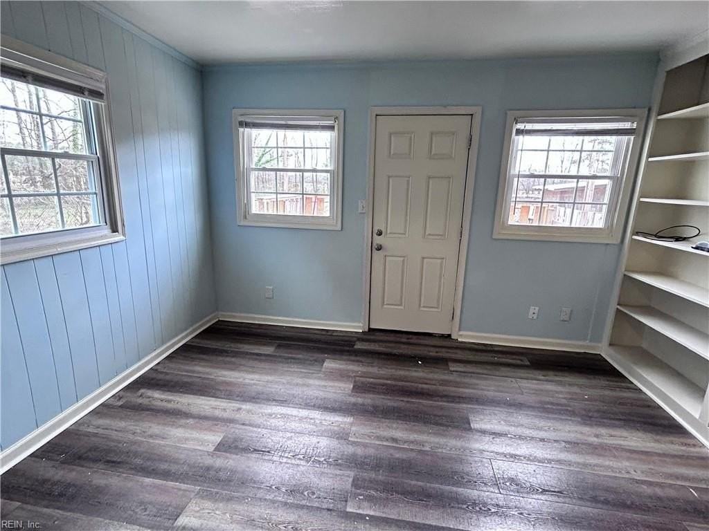 4309 East Rd - Photo 4 of 25