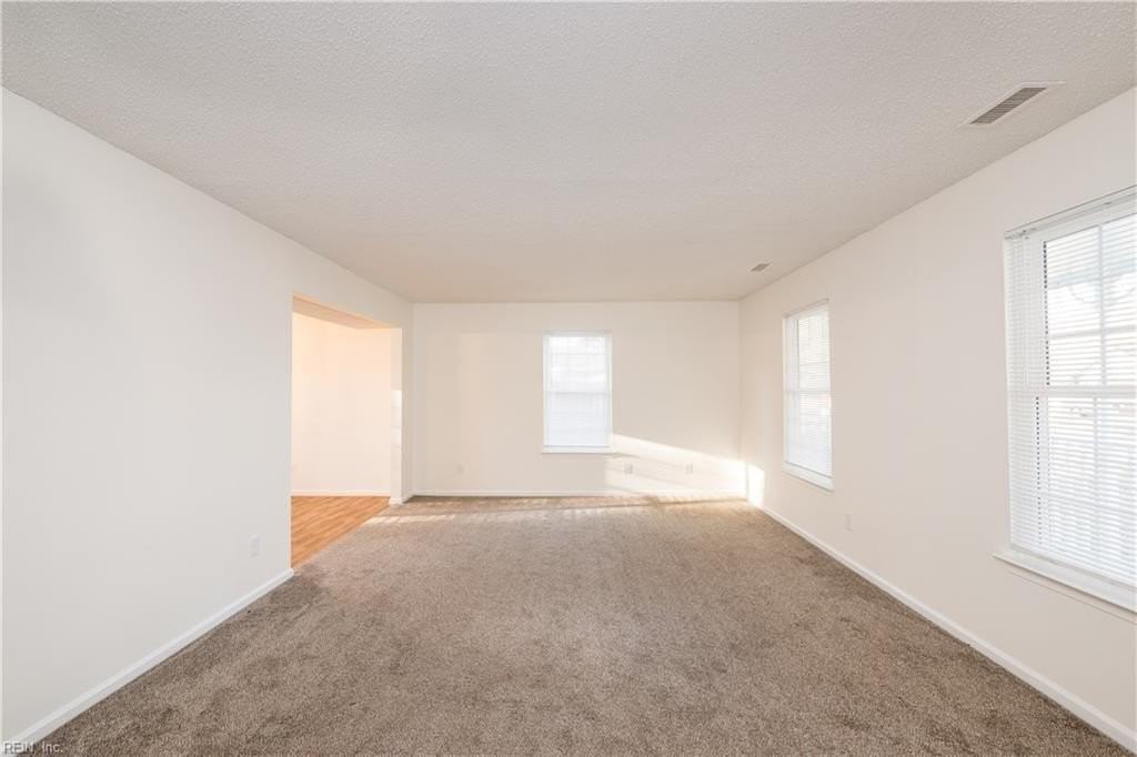 209 Gimbert Dr - Photo 5 of 39