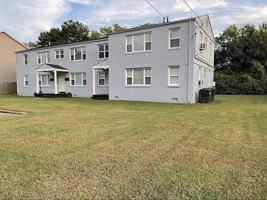 featured image of 811 E 30th St