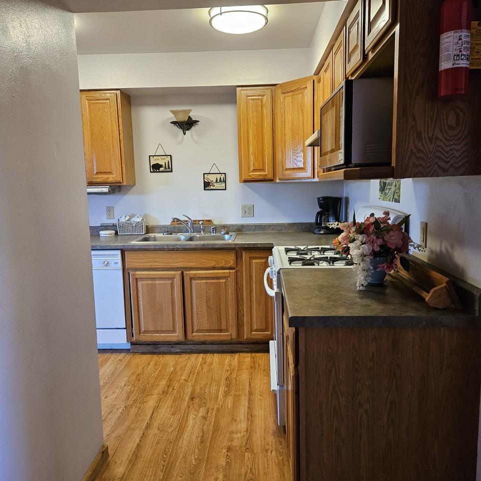 459B 459 Lower Overlook Ct #459AUPPER - Photo 7 of 13