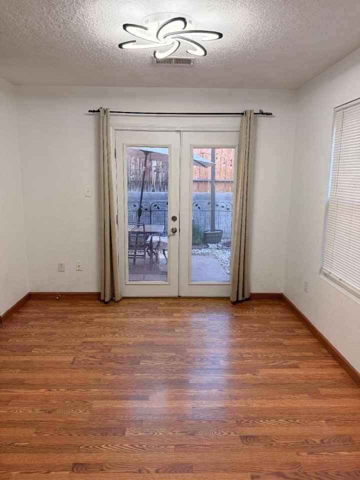 8624 Alta Loma Ln Ne - Photo 3 of 20