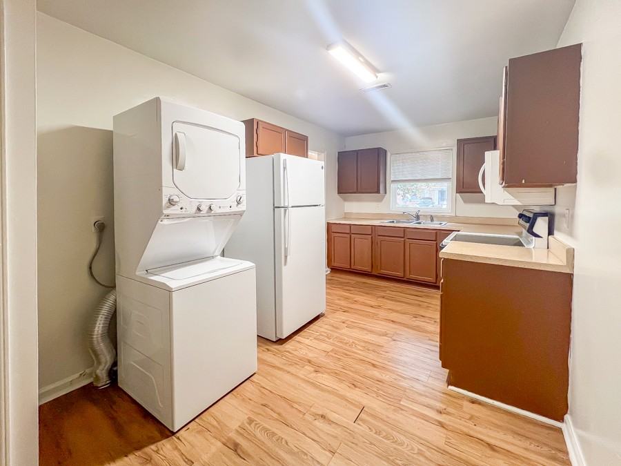 32 Fox Hill Dr #32 - Photo 4 of 22