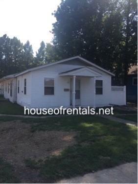 303 Virginia Ave - Photo 6 of 6