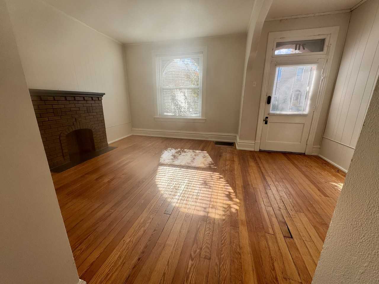 711 Wilmington Ave #NA - Photo 2 of 12