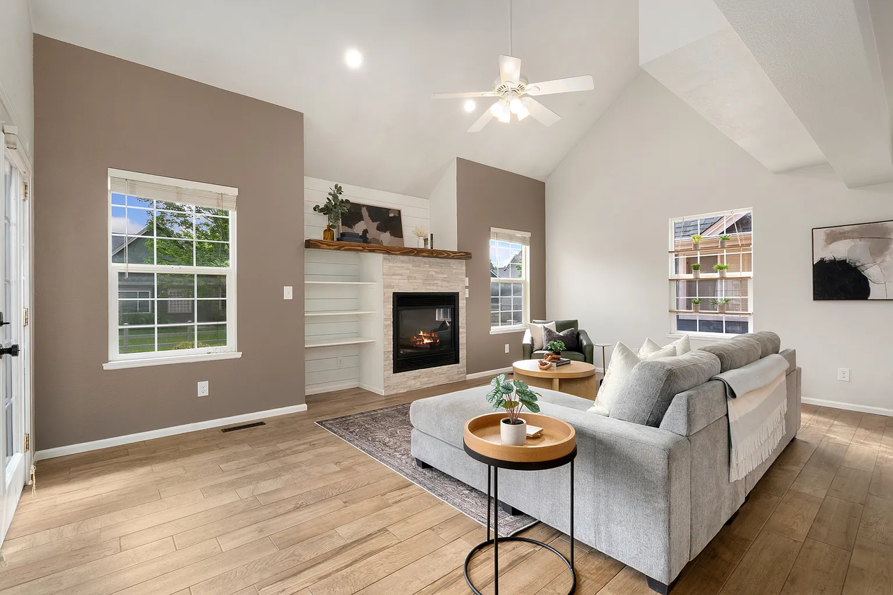 2908 Des Moines Dr #NA - Photo 2 of 13