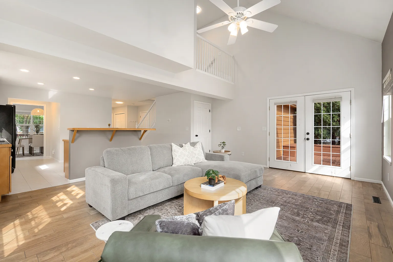 2908 Des Moines Dr #NA - Photo 3 of 13