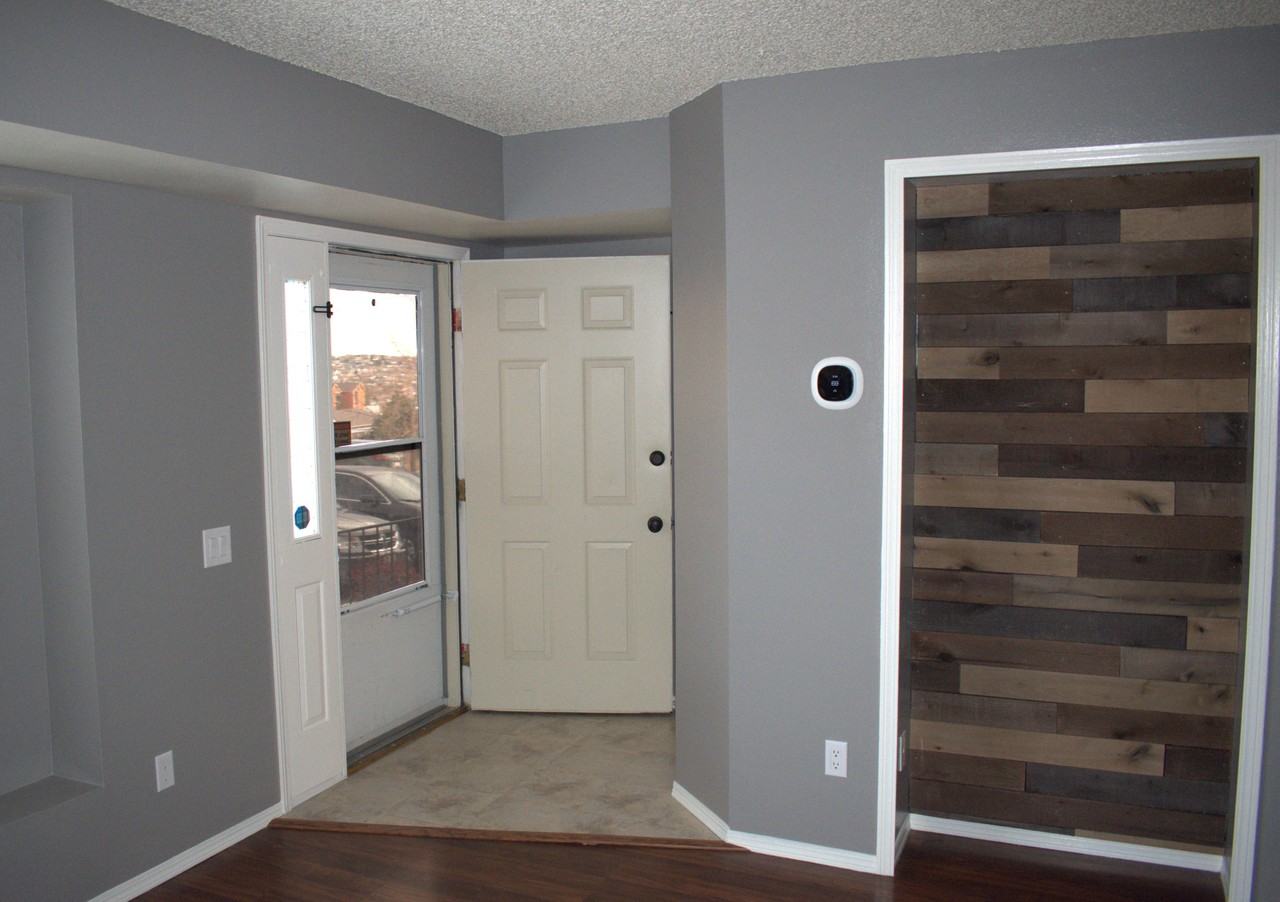 3801 Smoke Tree Dr - Photo 4 of 14